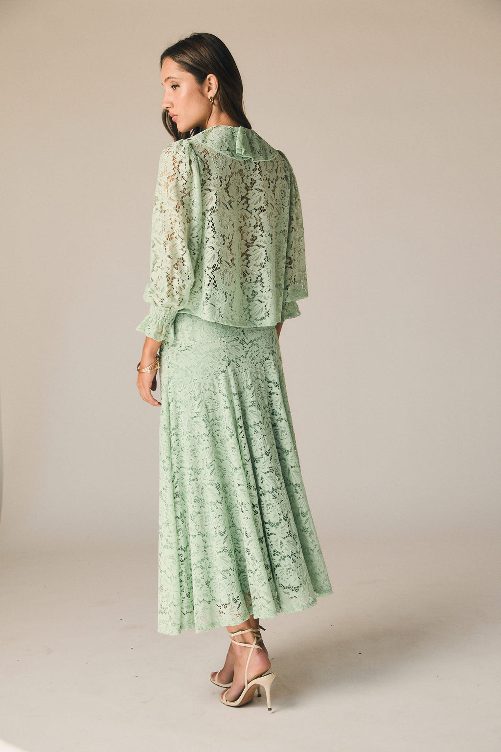 Falda midi encaje vuelo verde
