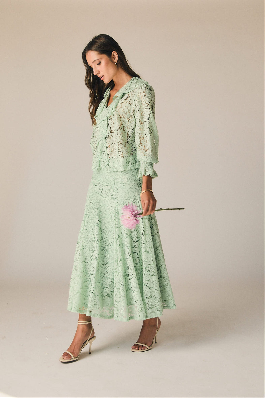 Falda midi encaje vuelo verde