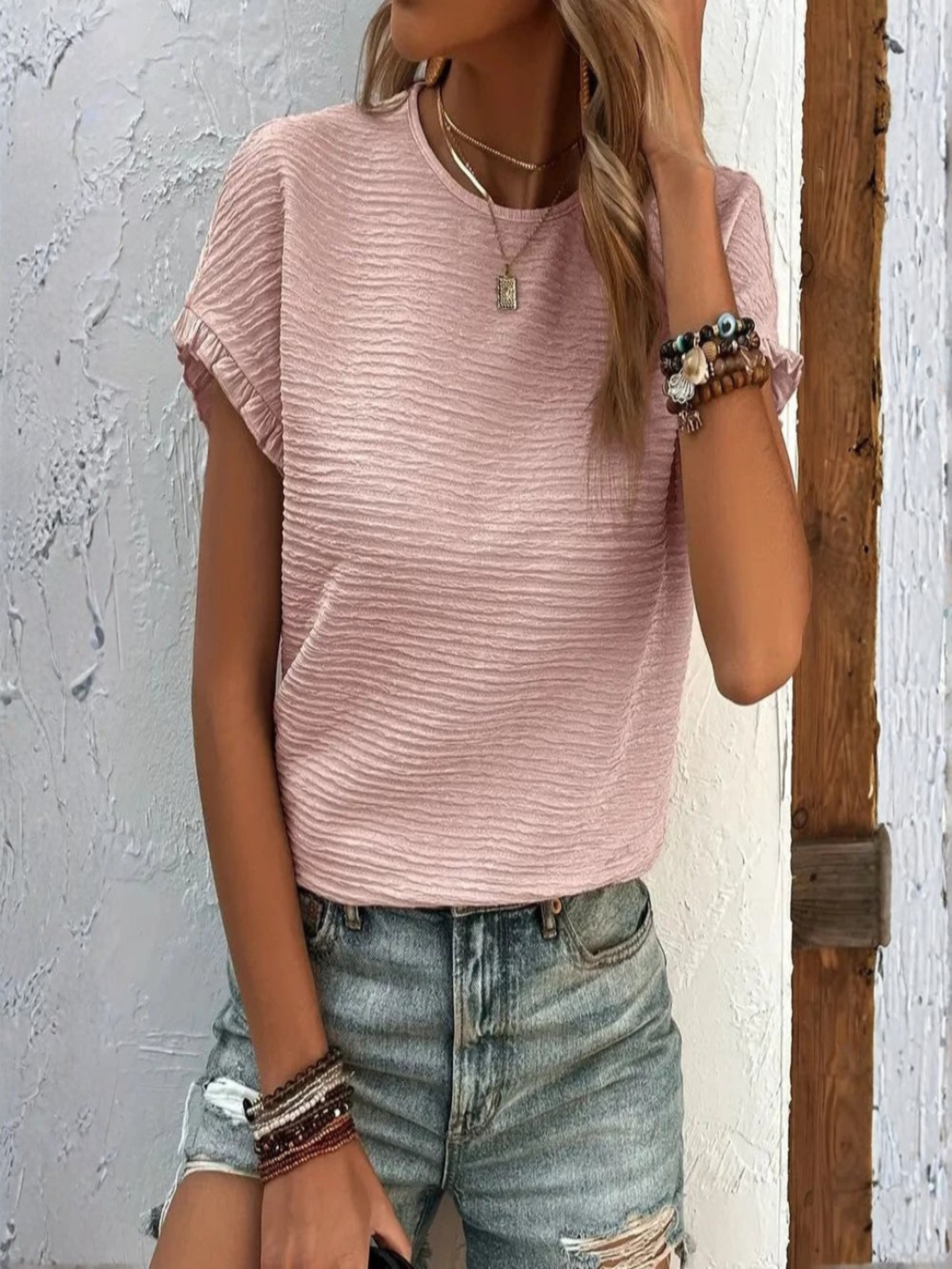 Aroa | Camiseta Básica Mujer Manga Corta Volantes Cuello Redondo Textura Lisa