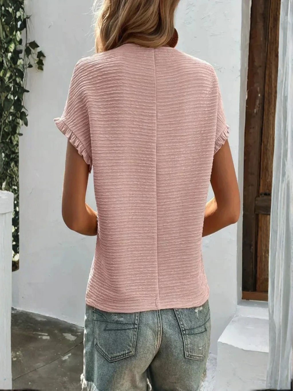 Aroa | Camiseta Básica Mujer Manga Corta Volantes Cuello Redondo Textura Lisa