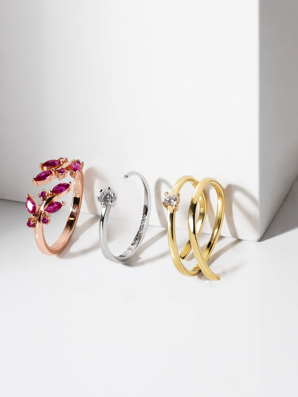Anillo Pink floral Plata Baño Oro Rosa