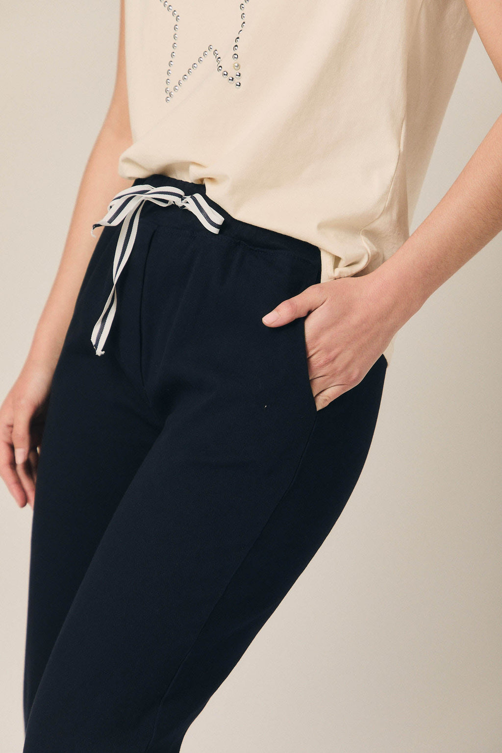 Pantalón algodón con cordón azul marino