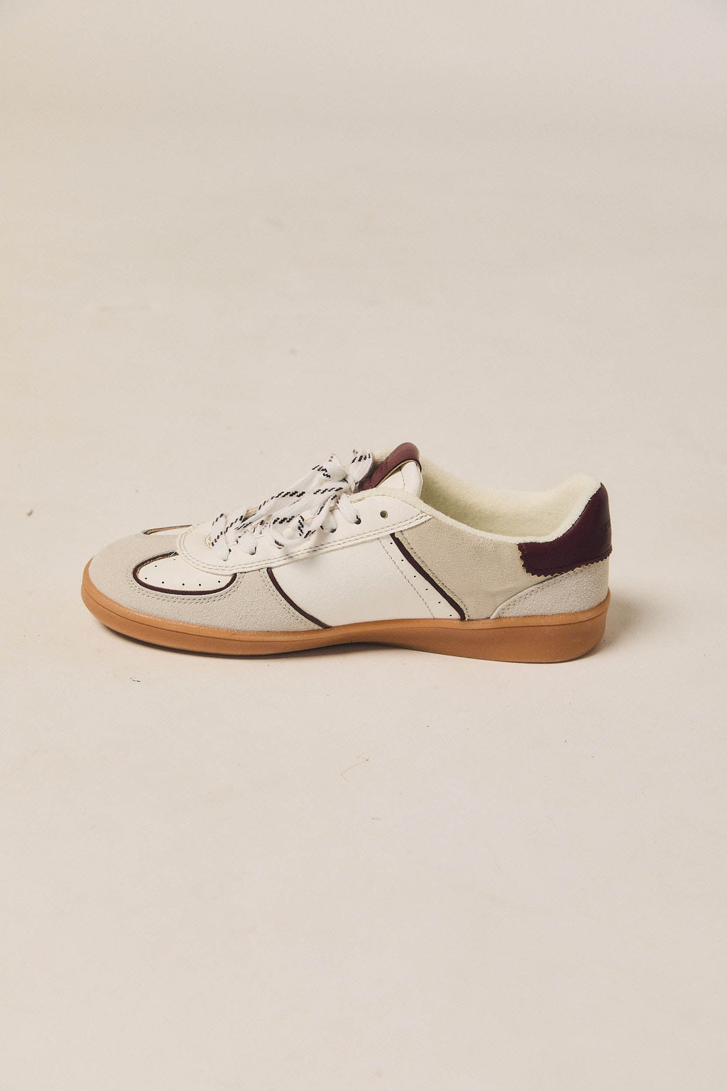 Zapatilla combinada rayas burdeos crudo